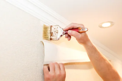 Pose de papier peint à Estampes — revêtements muraux et toiles de verre